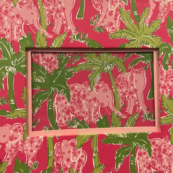 Lilly Pulitzer Photo Frame, Mug, and Travel Tag - Picture 4 of 7